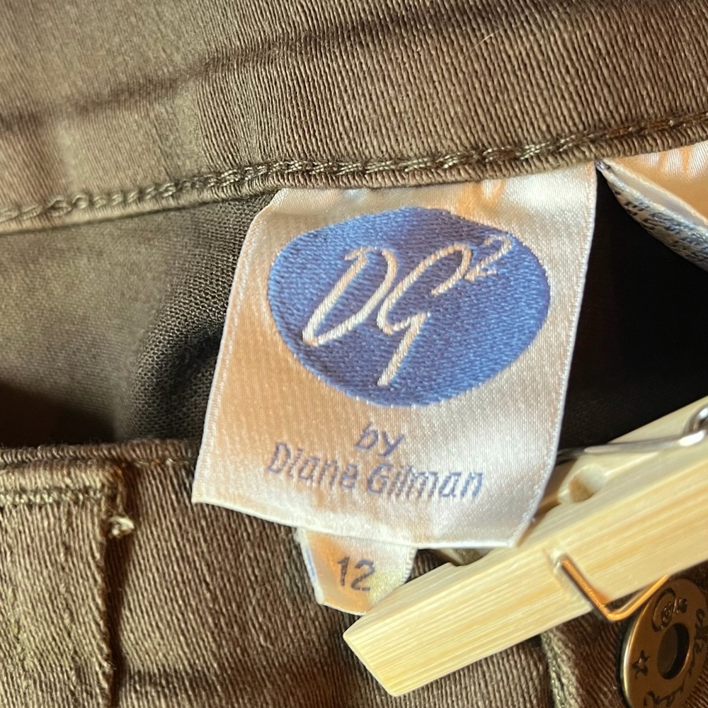 NWOT-DG2 Brown Bootcut Jeans-Size 12 by Diane Gilman - Picture 10 of 10